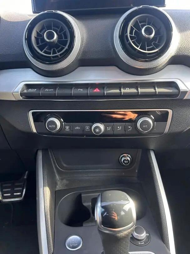 Audi Q2 35 TDI quattro S tronic line Edition