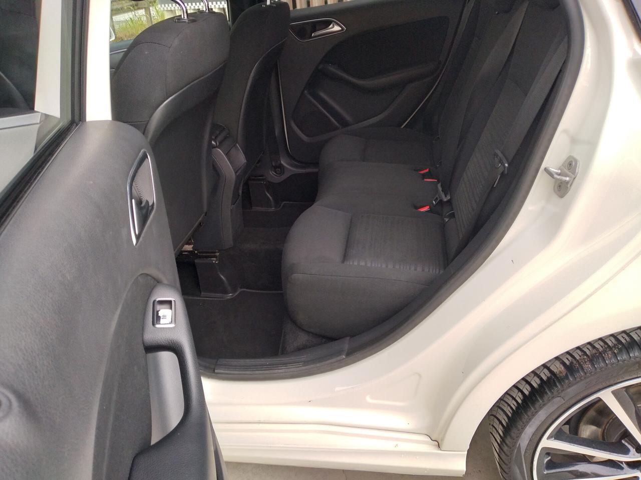 Mercedes-benz B 180 CDI Automatic Executive