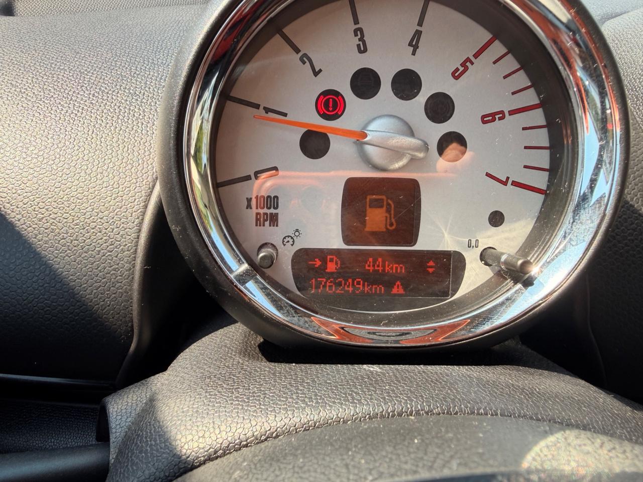 Mini Cooper D Countryman 1.6 175.000 KM