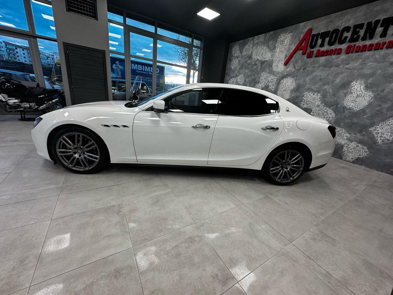 MASERATI GHIBLI 3.0 DIESEL V6 250CV