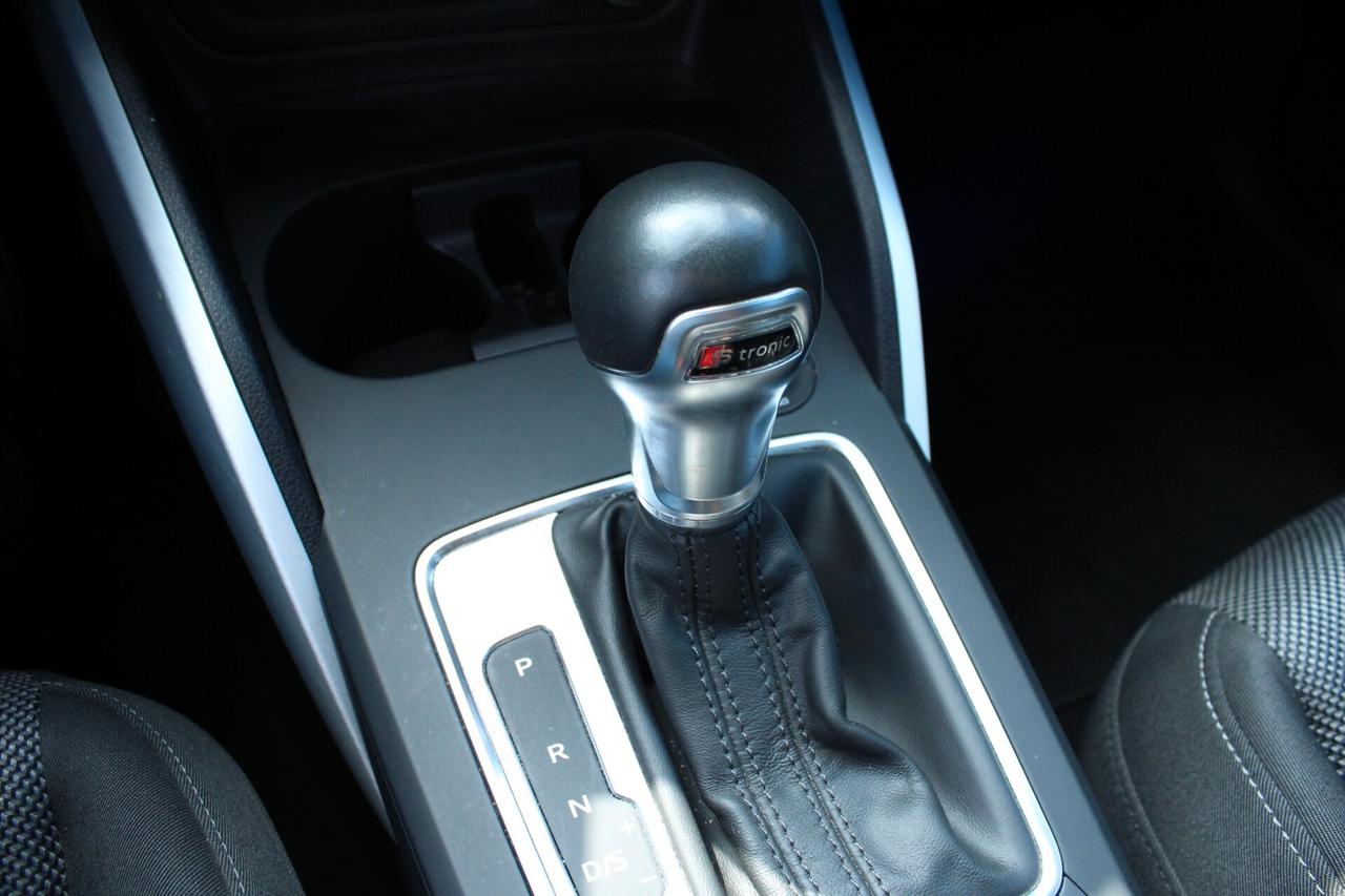 Audi Q2 2.0 TDI quattro S tronic Business