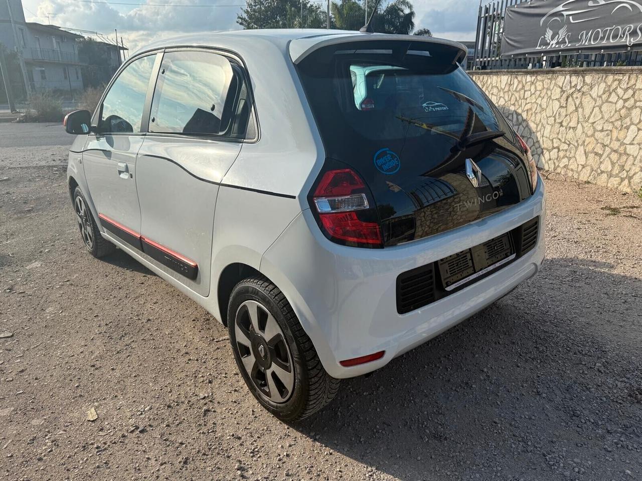 Renault Twingo TCe 90 CV EDC Intens