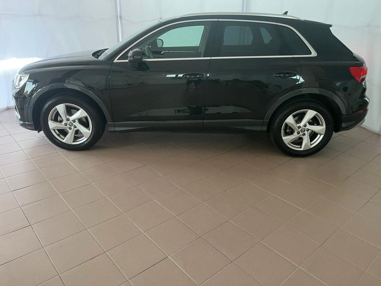 Audi Q3 35 TDI S tronic Business Advanced