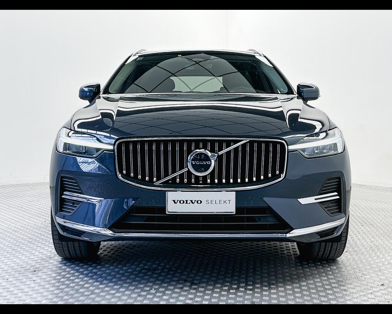 VOLVO XC60 (2017--->) - XC60 B4 (d) AWD Geartronic Inscription