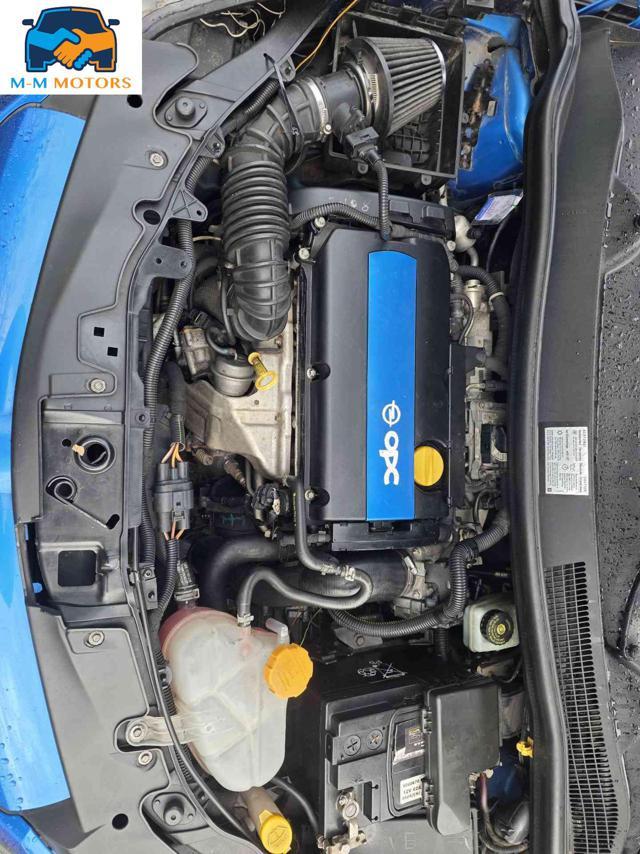 OPEL Corsa 1.6 T 192CV 3 porte OPC