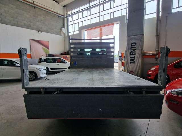Renault MASTER TRILATERALE GANCIO TRAINO