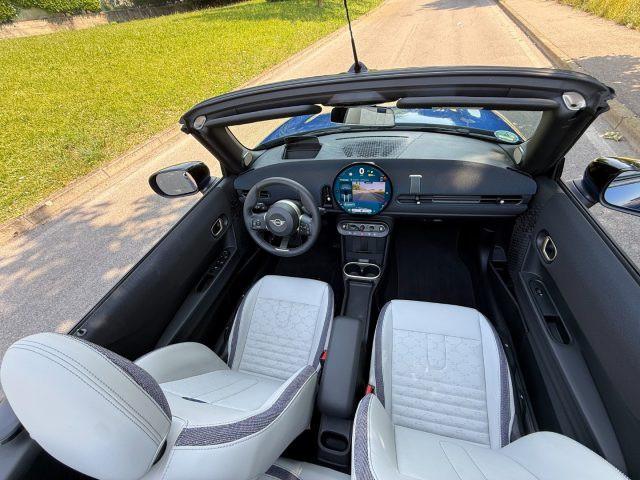 MINI Cooper C Cabrio Cooper C Classic Cabrio