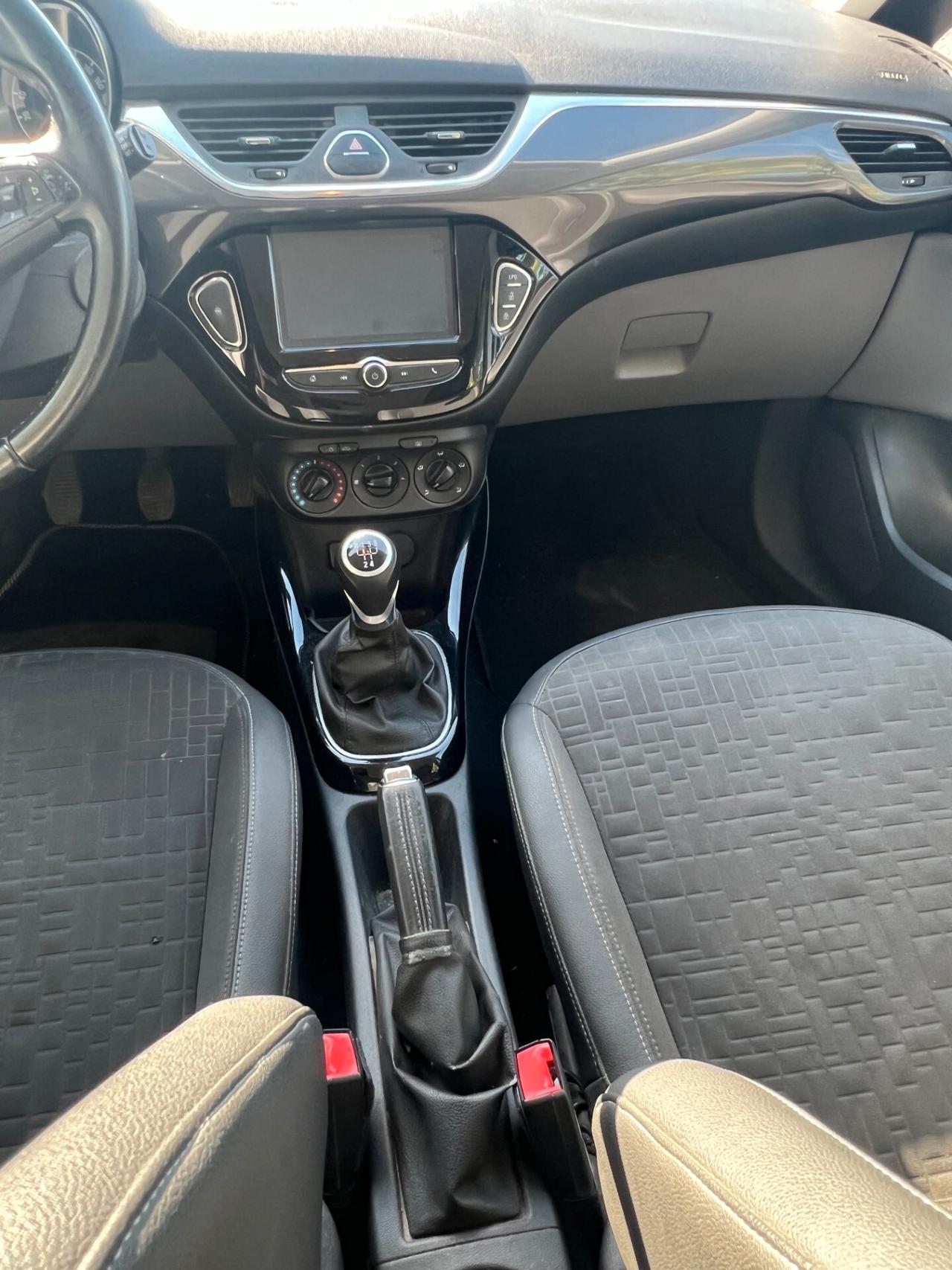 Opel Corsa 1.4 90CV GPL Tech 5 porte Advance