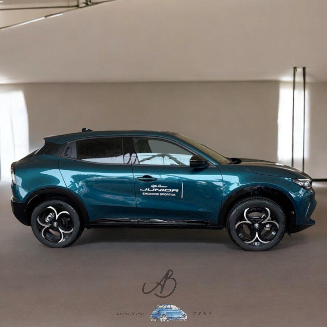 Alfa Romeo Junior 1.2 136 CV Hybrid eDCT6
