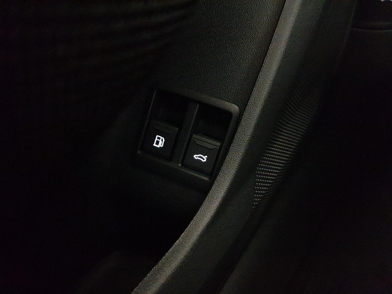 2.0e-hybrid 299CV quattro Str Business Advanced