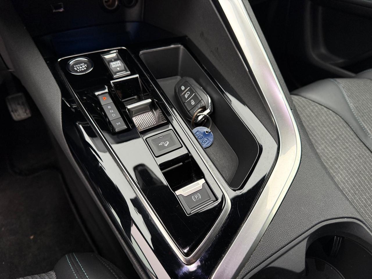 Peugeot 5008 1.5 130 Cv 7 POSTI EAT8 Allure Pack