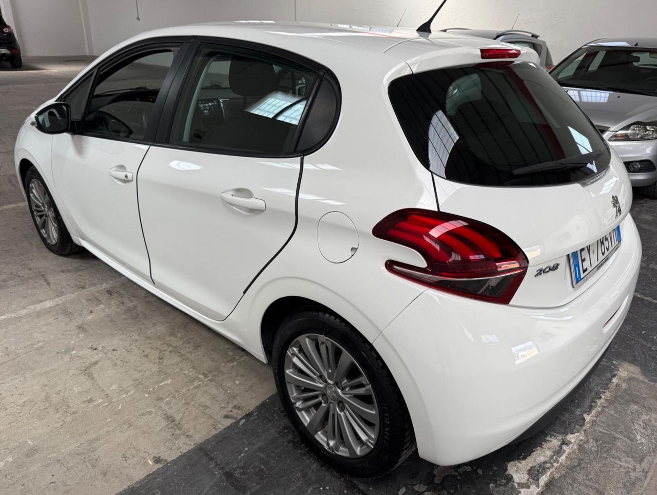 Peugeot 208 1.6 BlueHDi 75Cv 5 porte - 2015