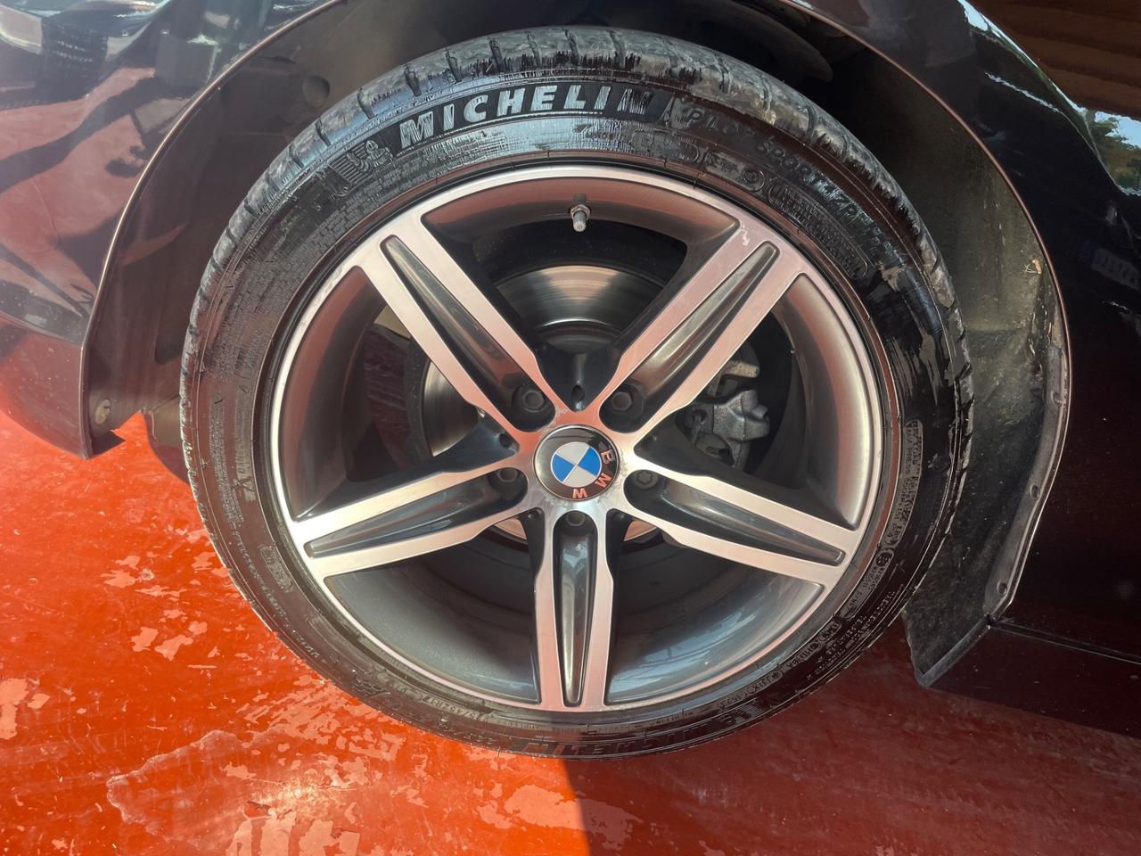 Bmw 118 118d 5p. Urban