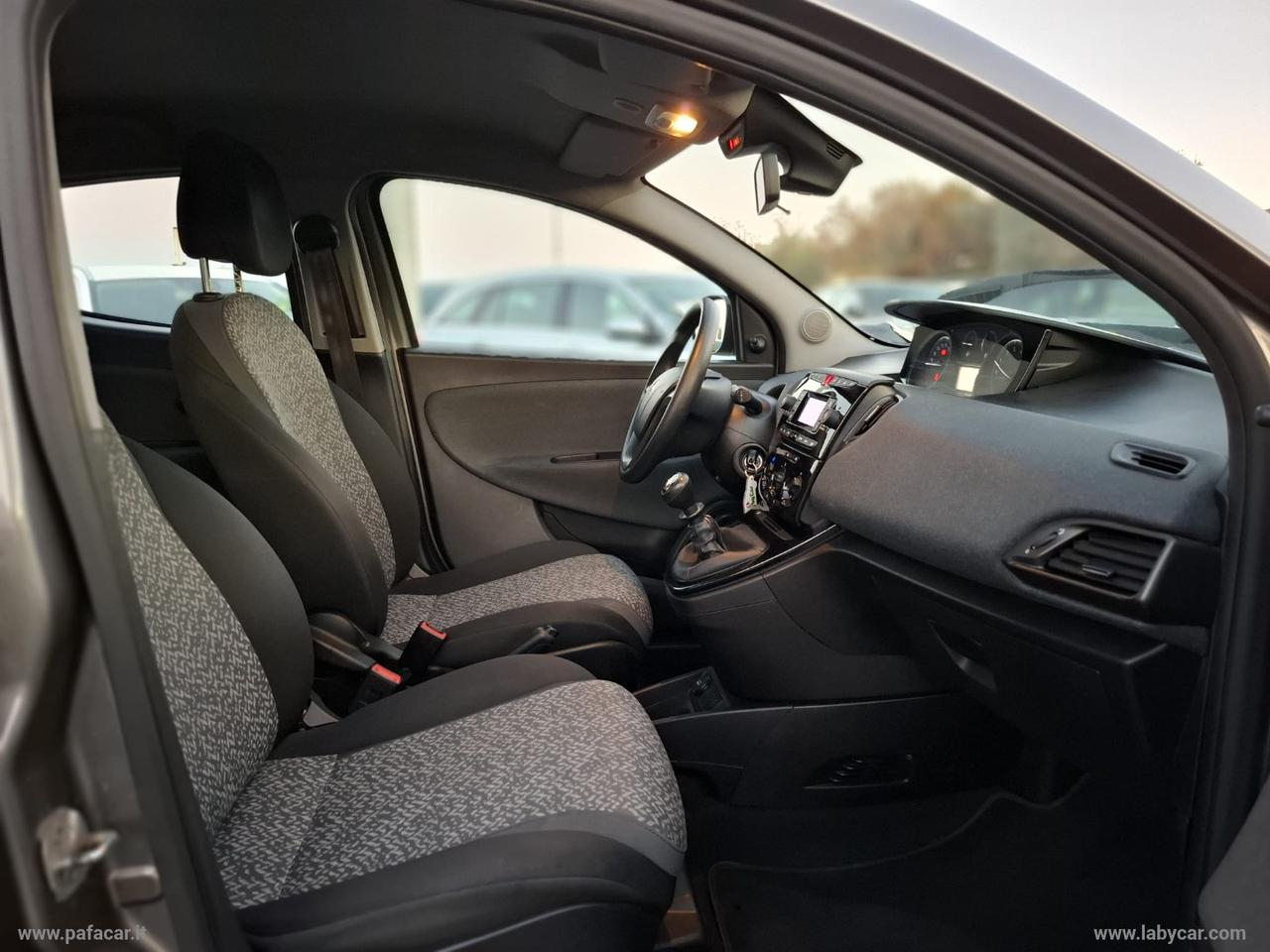 LANCIA Ypsilon 1.0 FireFly 5p.S&S Hybrid Silver