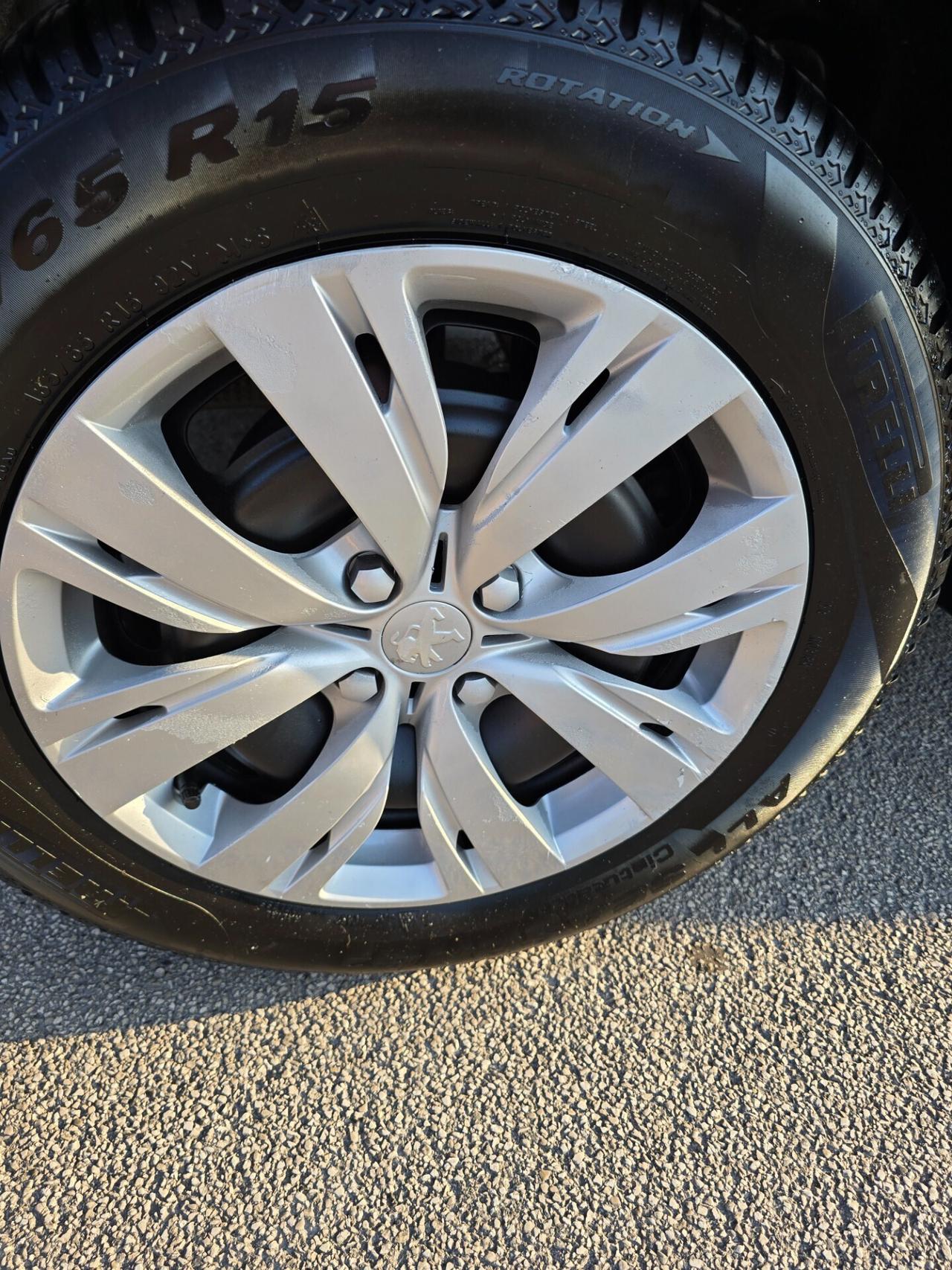 Peugeot 208 1.2 76304km PureTech 82 5 porte Allure