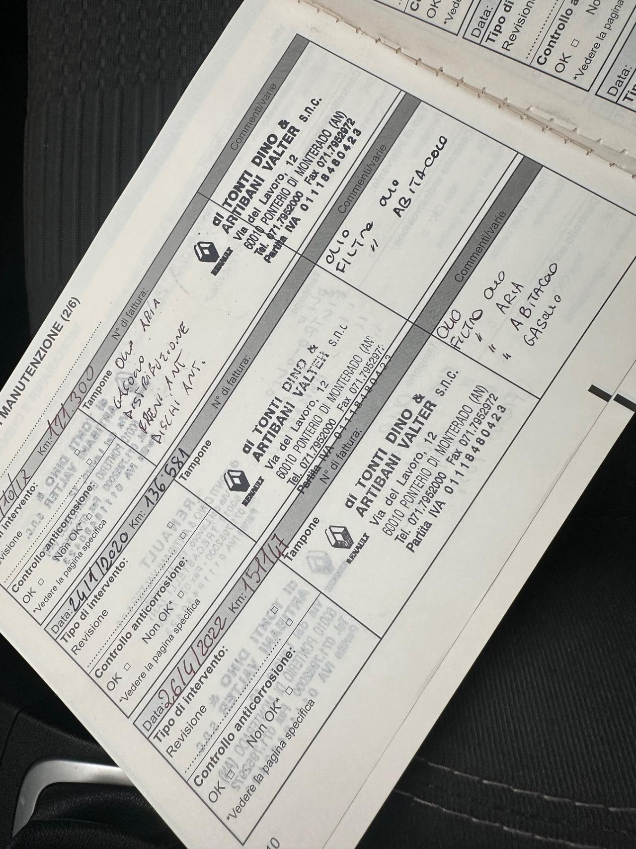 Renault CLIO 1.5 DIESEL 2012 - TOM TOM