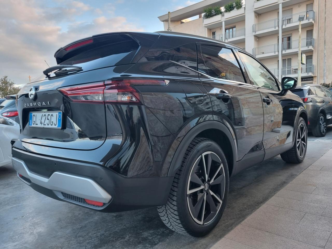 Nissan Qashqai MHEV 140 CV N-Connecta TETTO PANORAMICO
