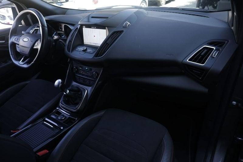 Ford Kuga Ford Kuga 2.0 TDCI 120 CV S&S 2WD ST-Line 88KW ANNO 2019