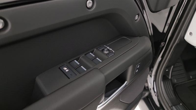 Land Rover Defender 110 3.0D I6 200 CV AWD Auto S
