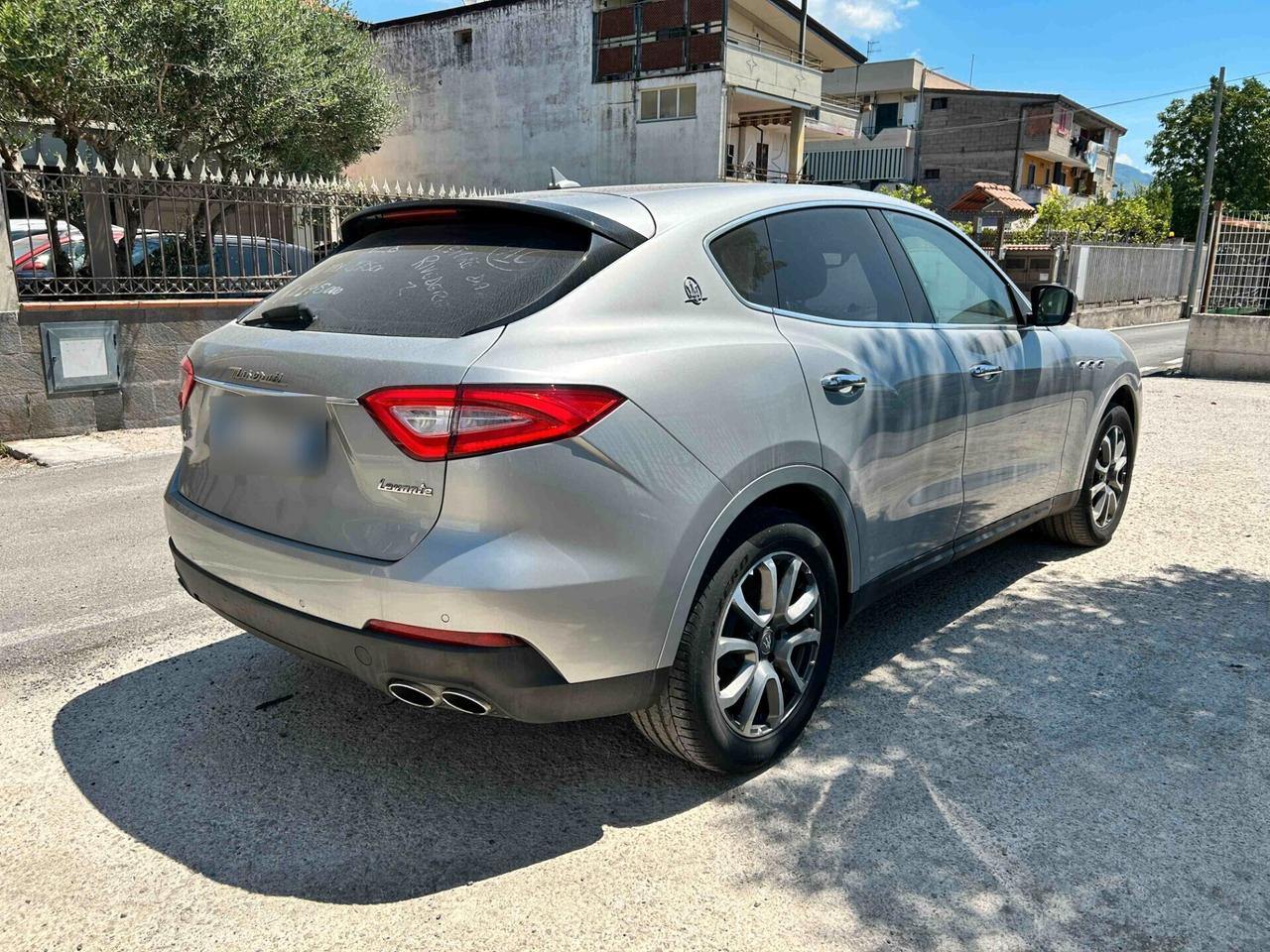 Maserati Levante V6 Diesel 275 CV AWD Granlusso