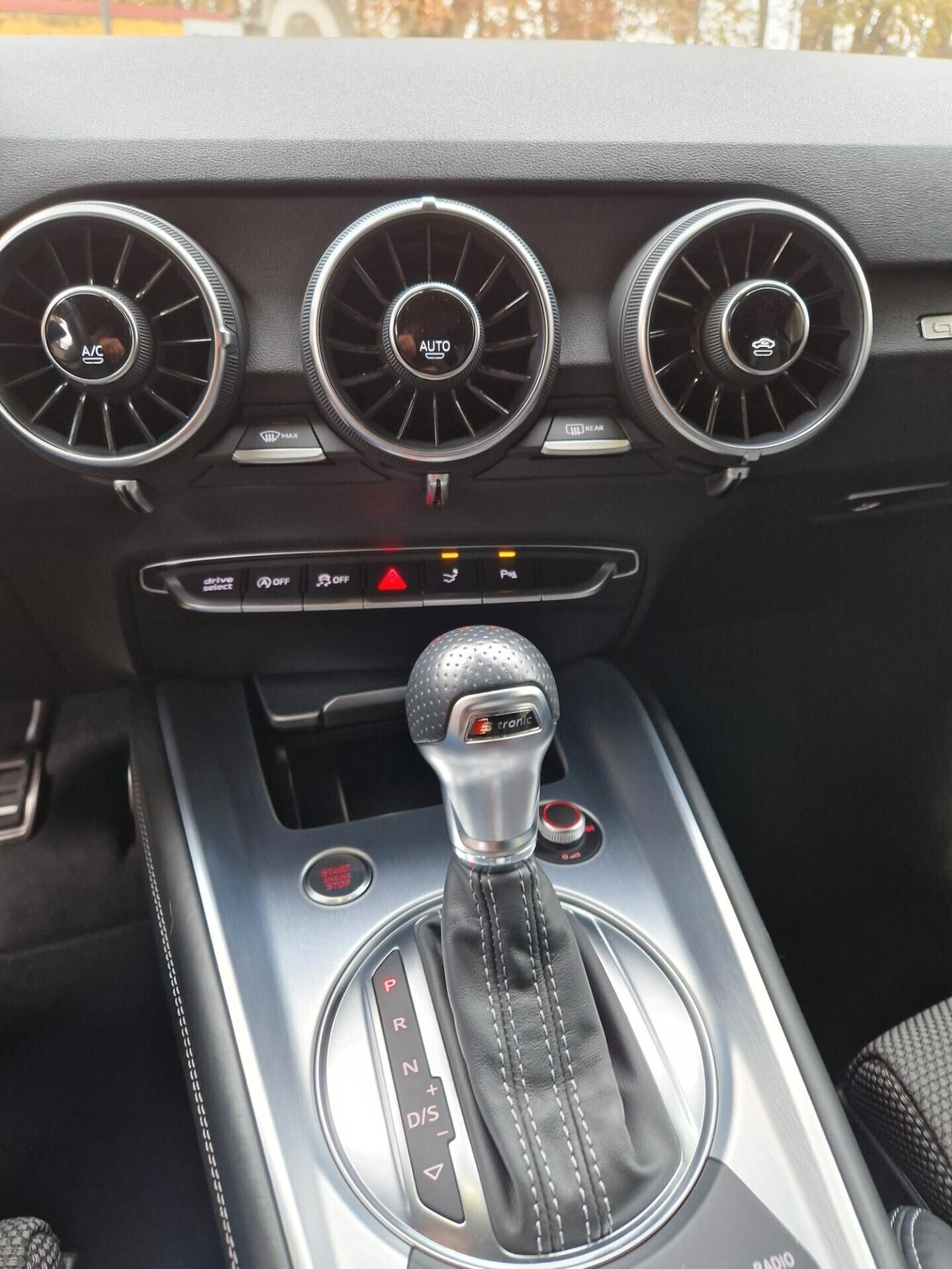 Audi TT Coupé 45 TFSI quattro S tronic S-LINE 57.000 KM