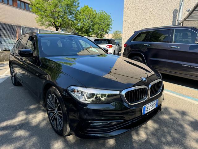 BMW 530 d xDrive Touring Sport Line 265CV NAVI+RETR.