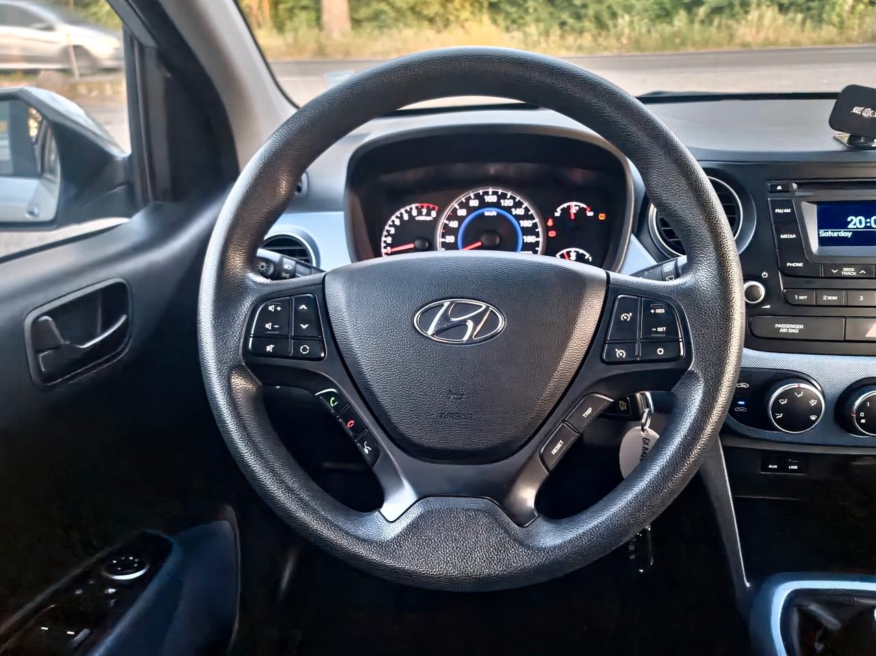 Hyundai i10 1.2 MPI Sound Edition 2016-E6 NEO Manuale