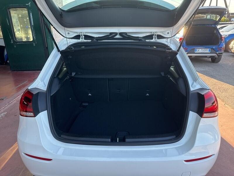 Mercedes-Benz Classe A A 160 d Sport