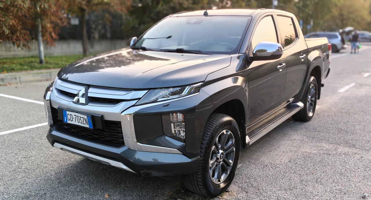Mitsubishi L200 2.3D Double Cab 4x4 Intense Gancio