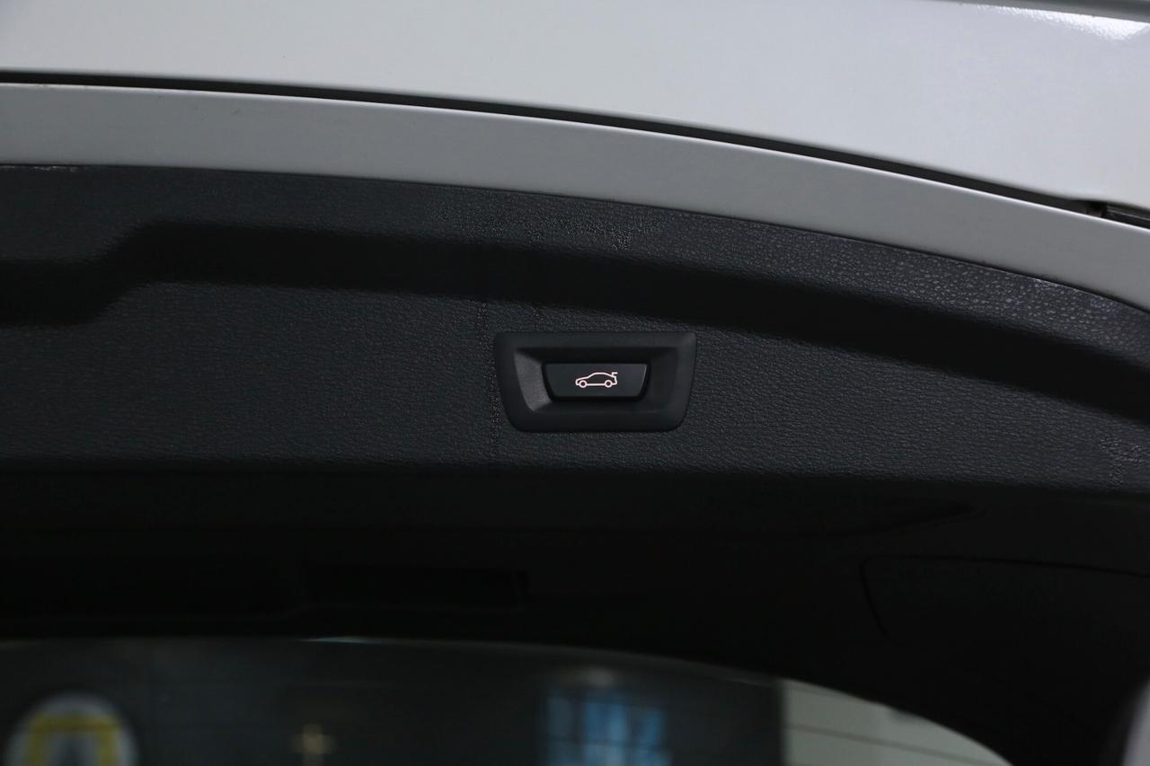 BMW X2 sDrive18d Business-X auto