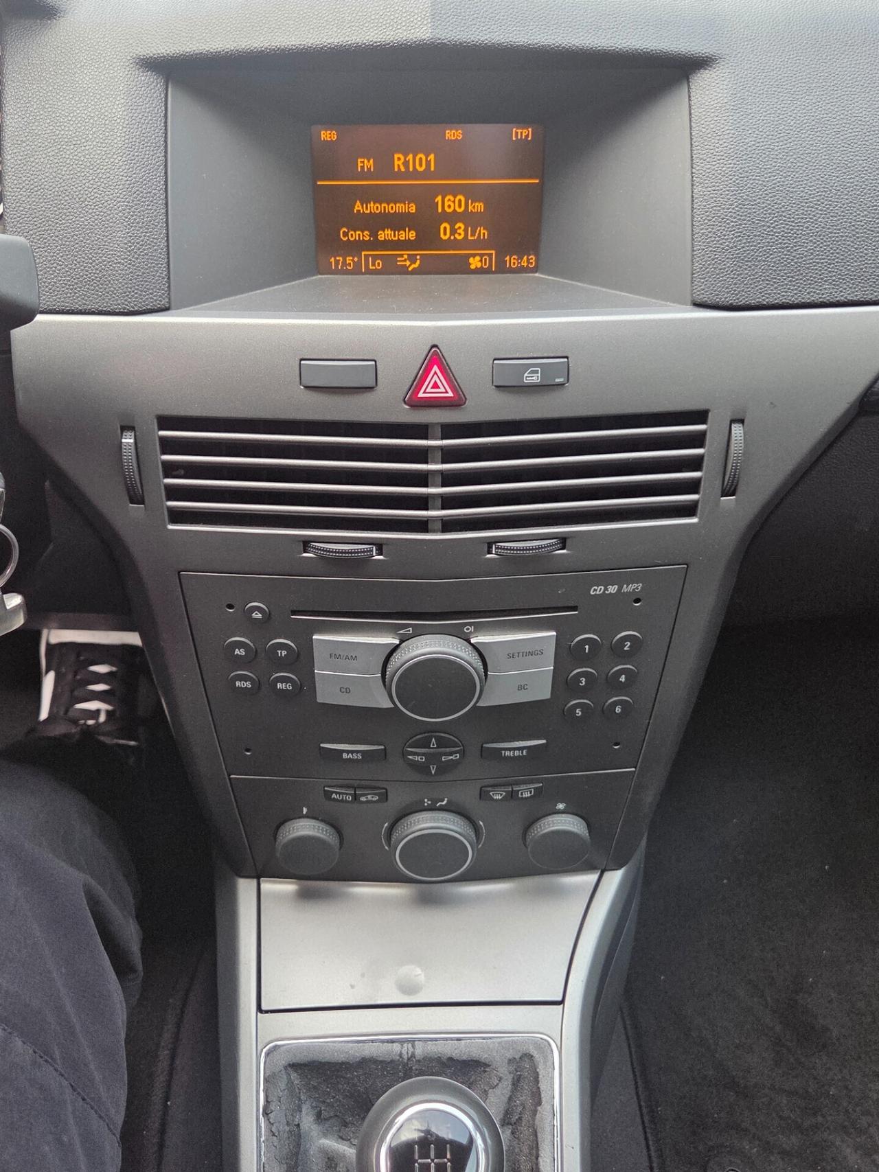 Opel Astra 1.7 CDTI 101CV 5 porte Cosmo