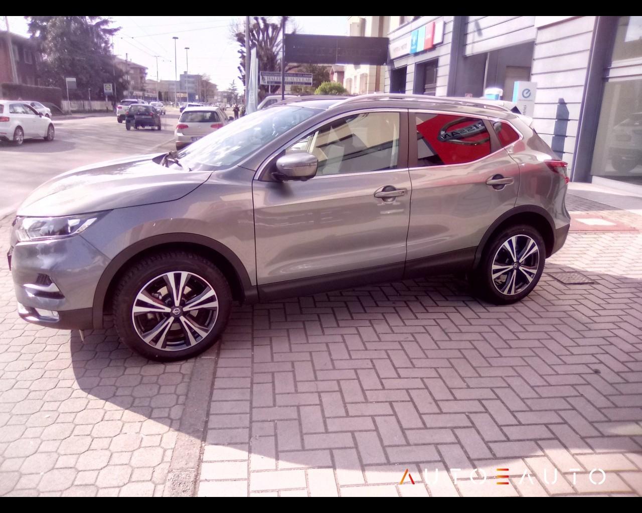 NISSAN Qashqai II 2017 - qashqai 1.5 dci N-Connecta 110cv