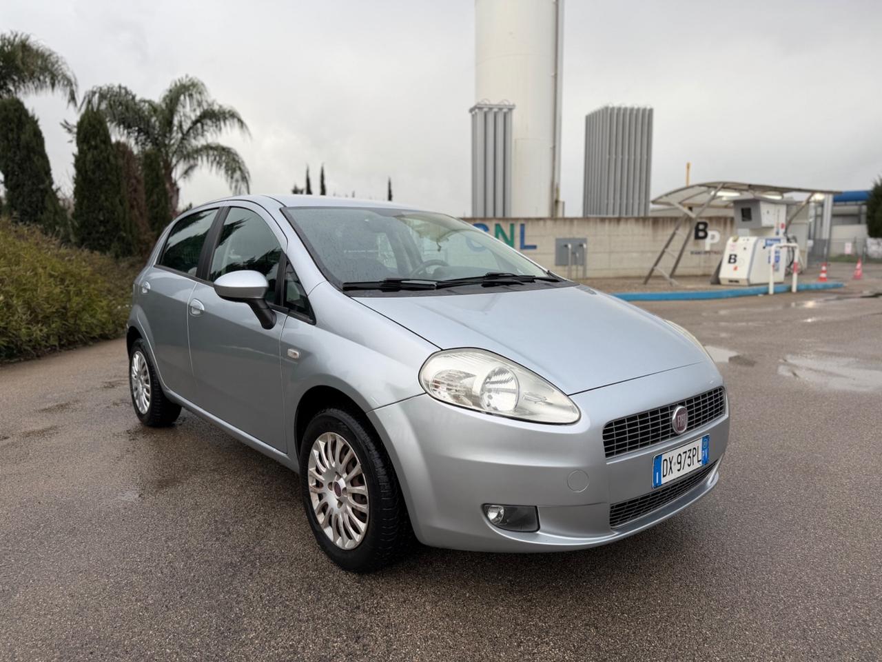 Fiat Grande Punto 1.4 5 porte SOLI 149.000KM