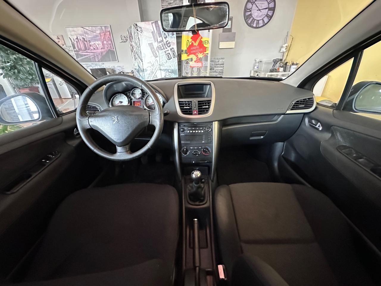 Peugeot 207 1.6diesel 90cv cinghia fatta