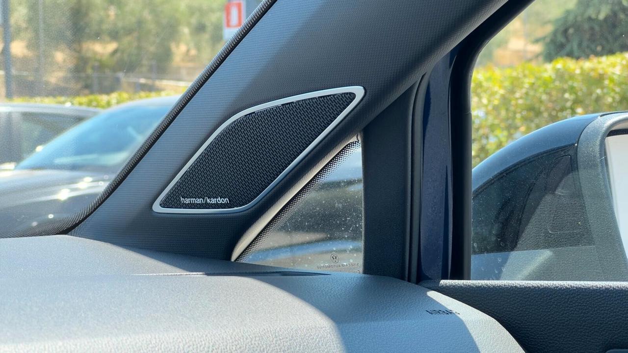Volkswagen Golf GTI 2.0 TSI DSG/TETTO/IQ LIGHT/HEAD UP DISPLAY/HARMAN KARDON/