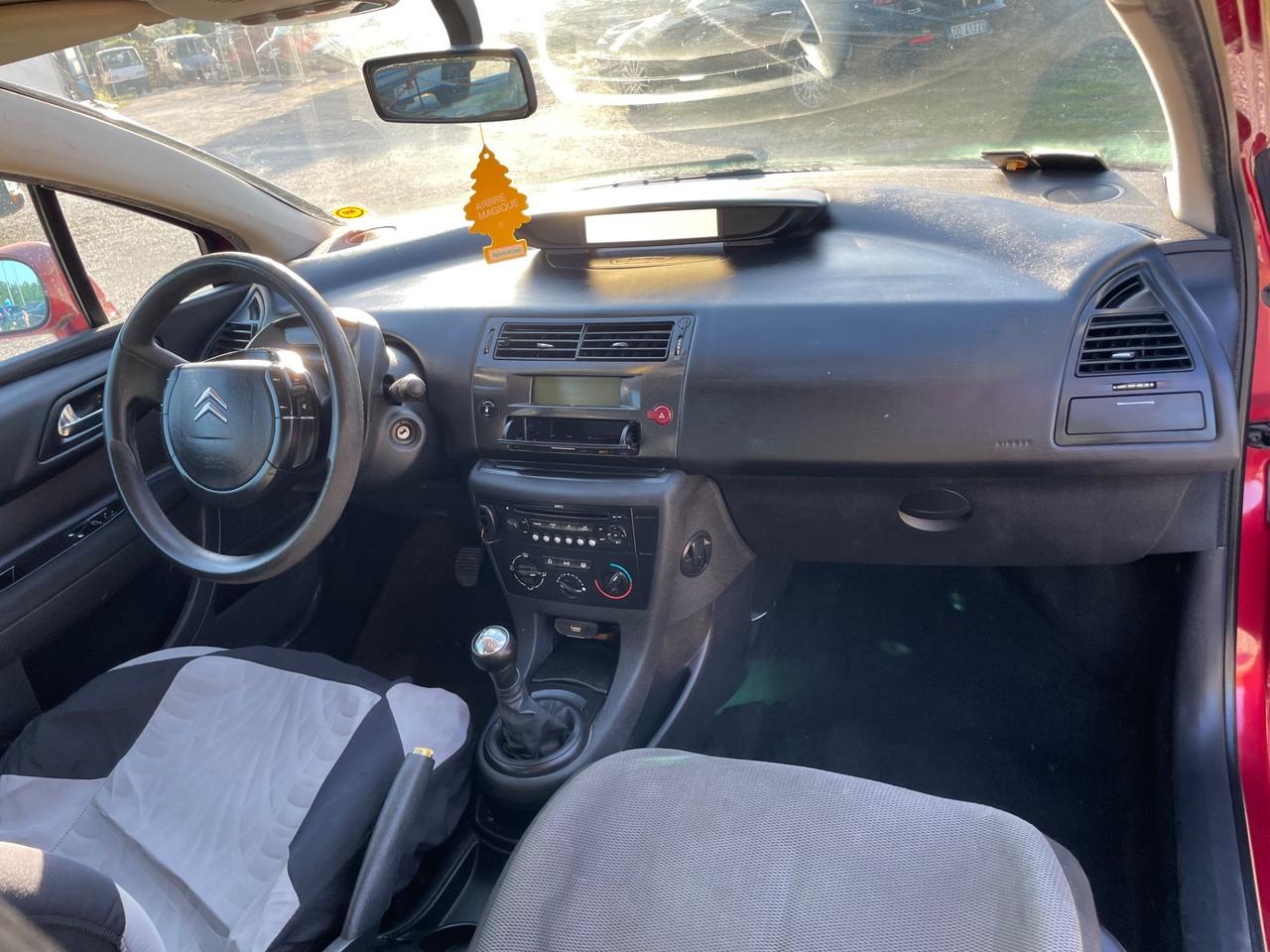 CITROEN C4 CUPE NEOPATENTATI 1.4 BENZINA 2005.