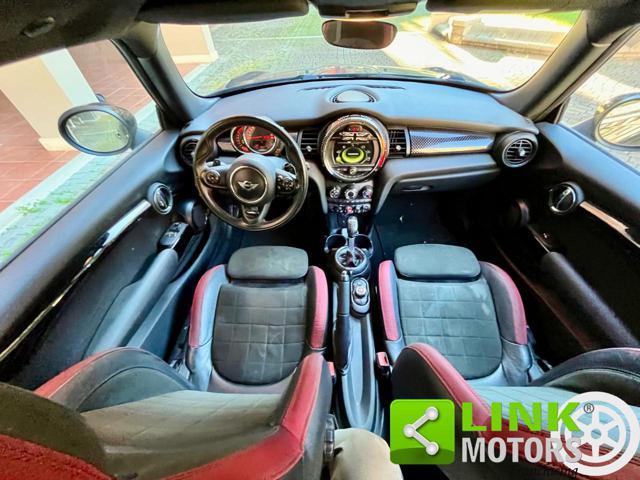 MINI John Cooper Works Hatch JCW 2.0 231 CV Automatic