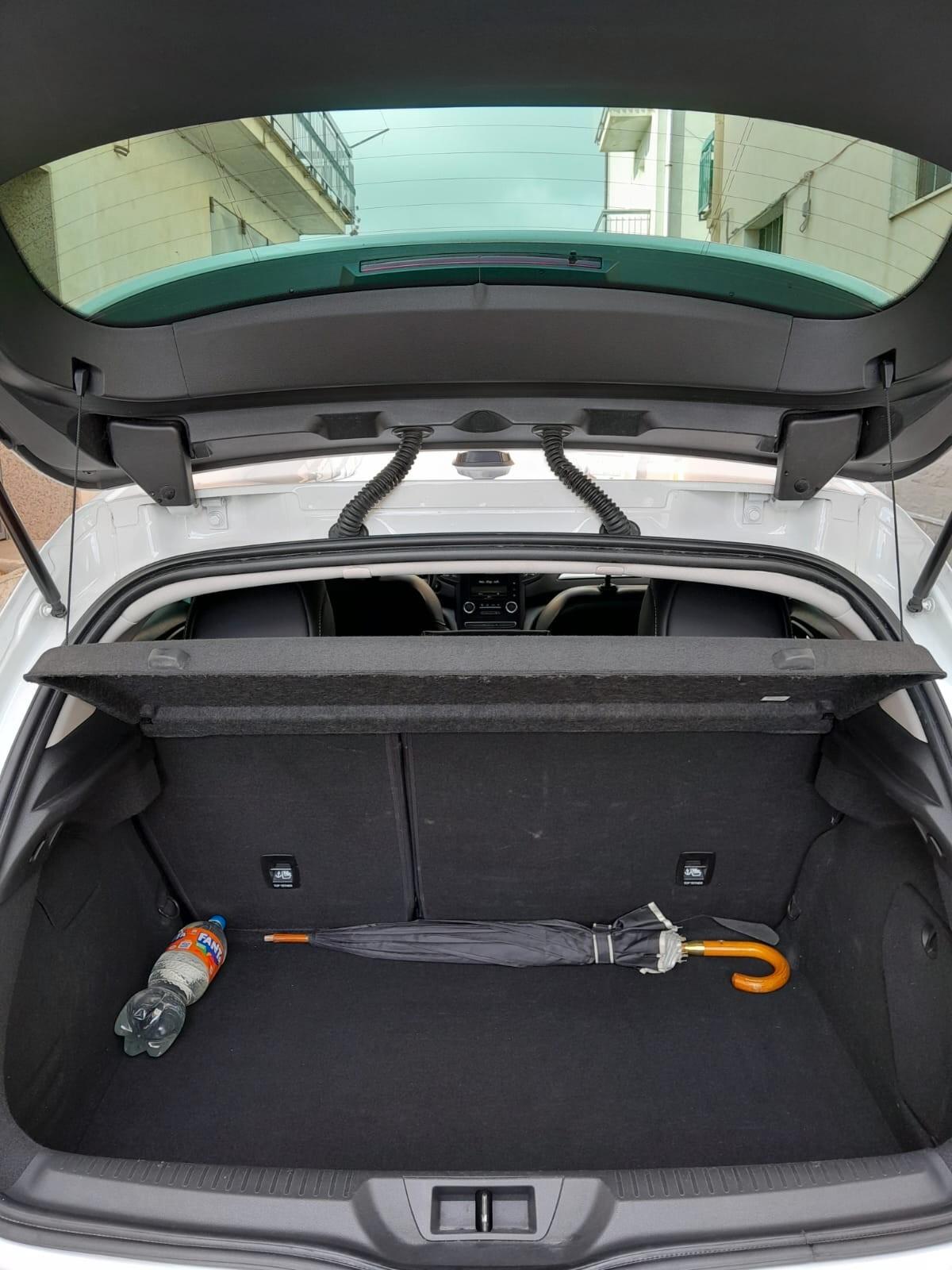 Renault Megane Mégane Blue dCi 115 CV Intens