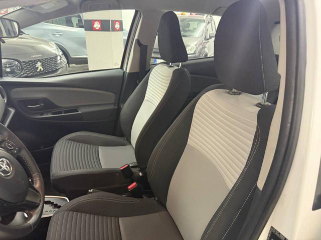TOYOTA Yaris 1.5 Hybrid 5 porte Business