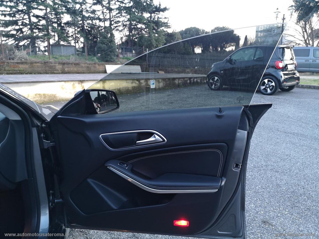 MERCEDES-BENZ CLA 200 d S.W. Automatic Premium PROMO WEB