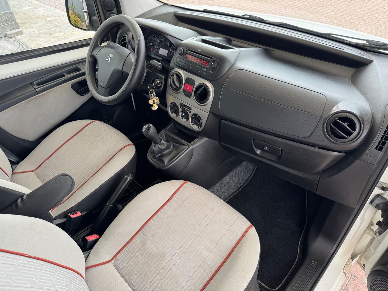 Peugeot Bipper Style 1.3 HDI FAP 75 #6382
