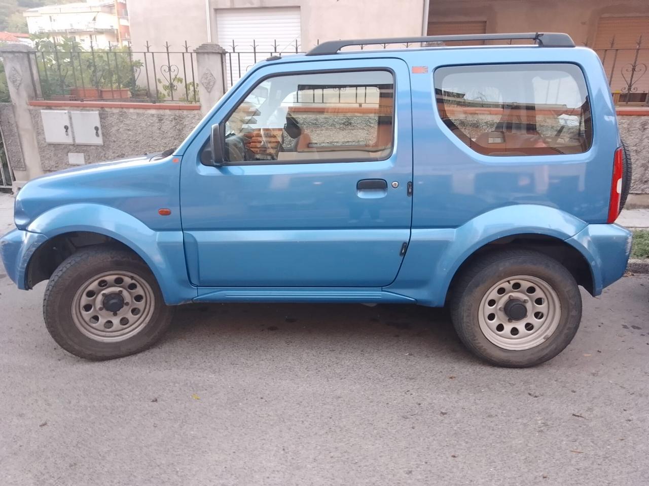 Suzuki Jimny 1.3i 16V cat 4WD JLX