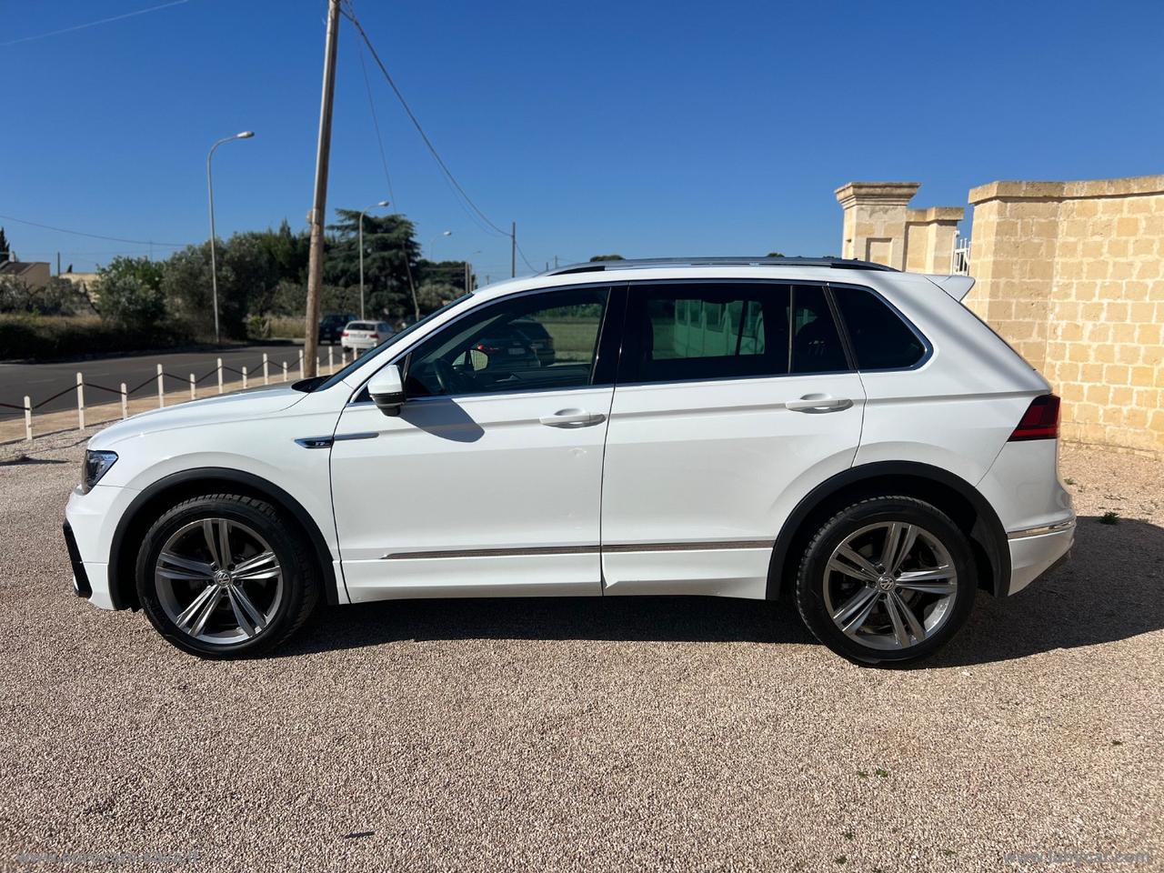VOLKSWAGEN Tiguan 2.0 TDI DSG 4MOTION Sport BMT R-LINE