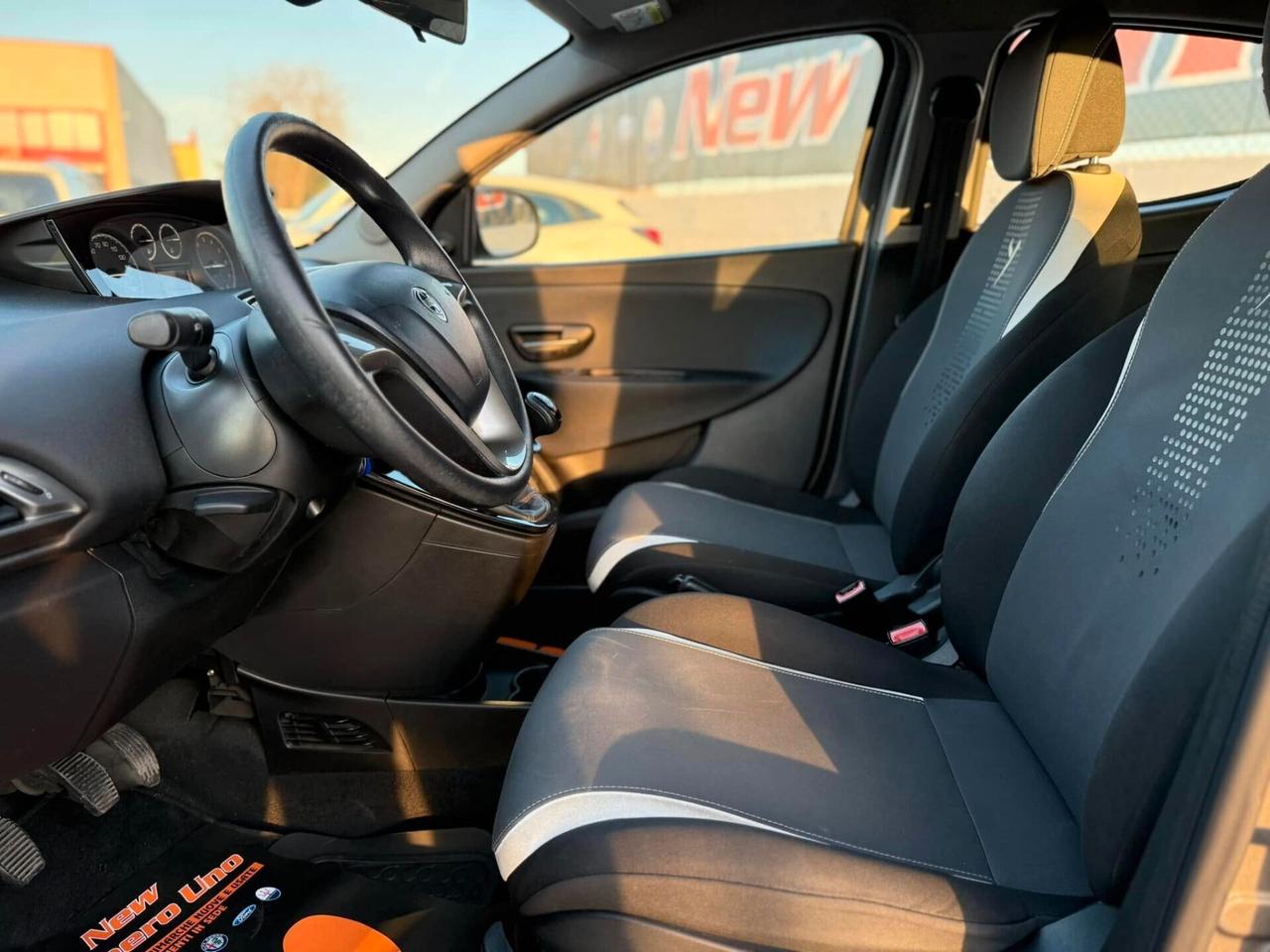 Lancia Ypsilon 1.2 69 CV 5 porte GPL Ecochic Gold
