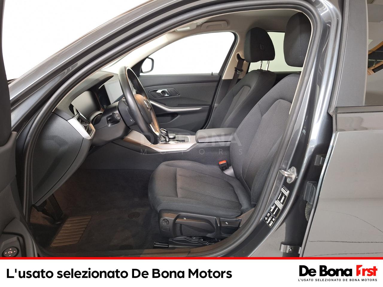 BMW Serie 3 320d touring mhev 48v xdrive auto