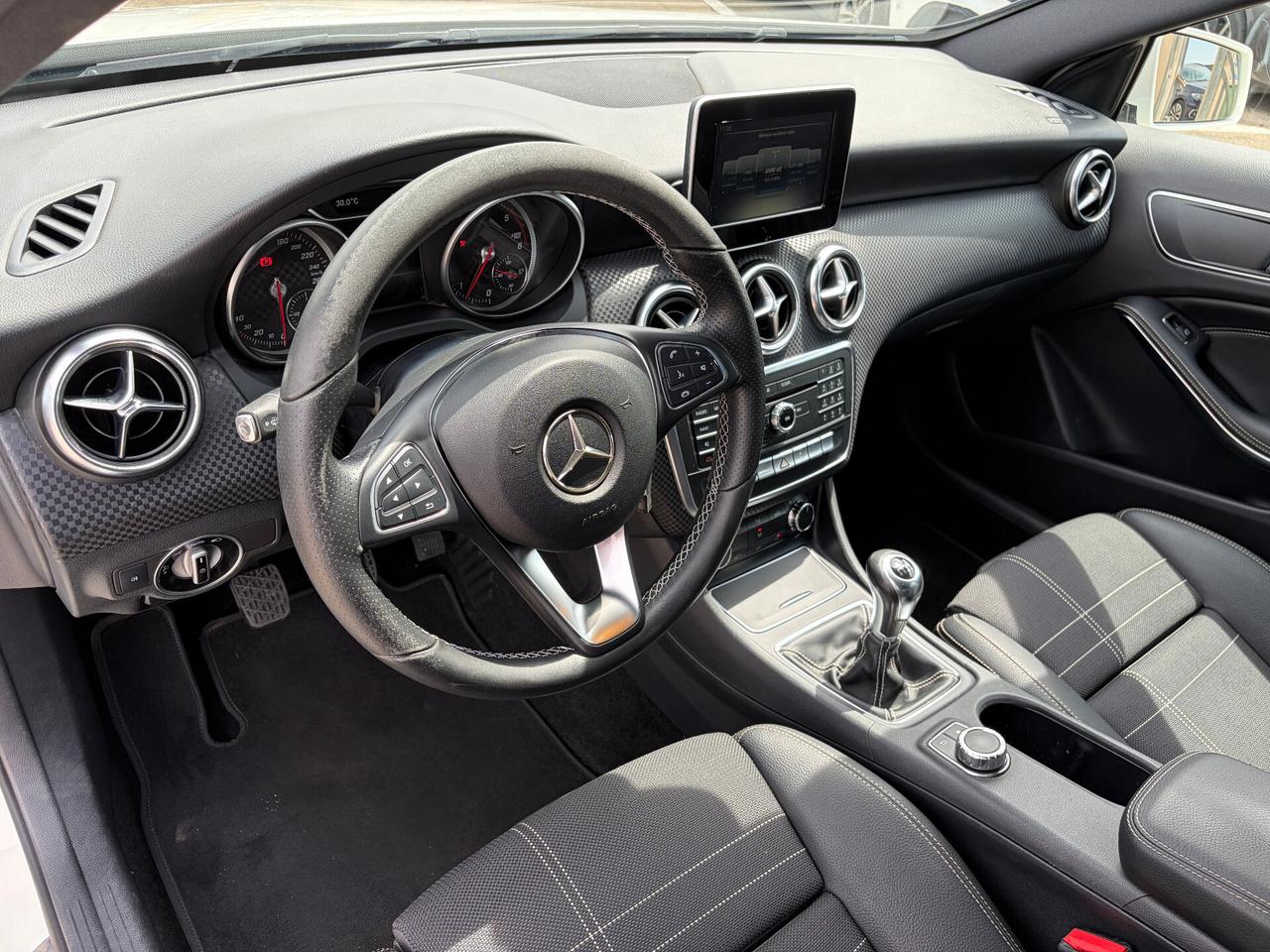 Mercedes-benz A 200 d Sport