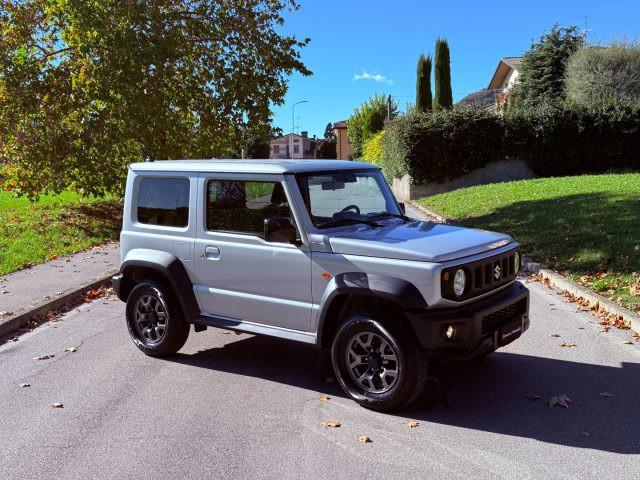 SUZUKI Jimny 1.5 5MT Top NEOPATENTATI