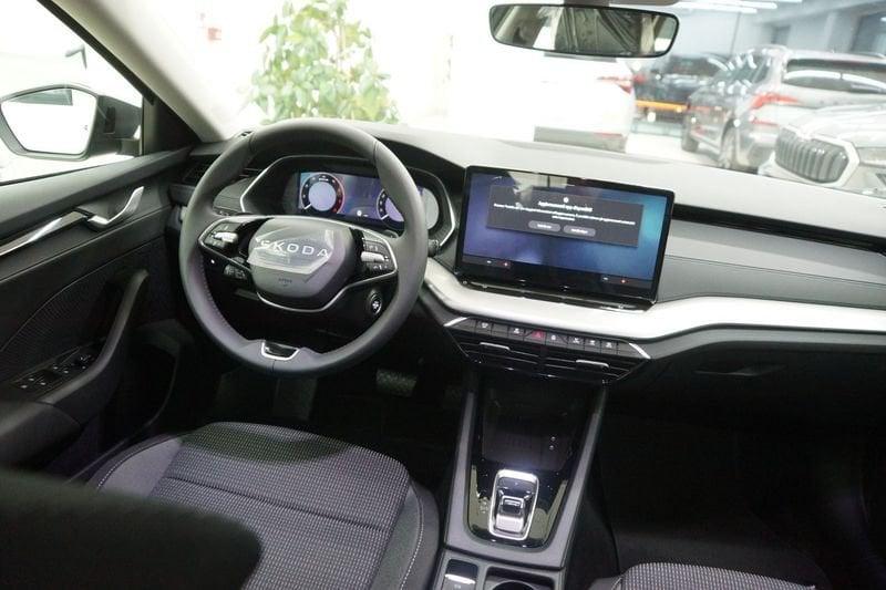 Škoda Octavia 2.0 TDI 150 cv EXECUTIVE DSG NUOVA DA IMMATRICOLARE!