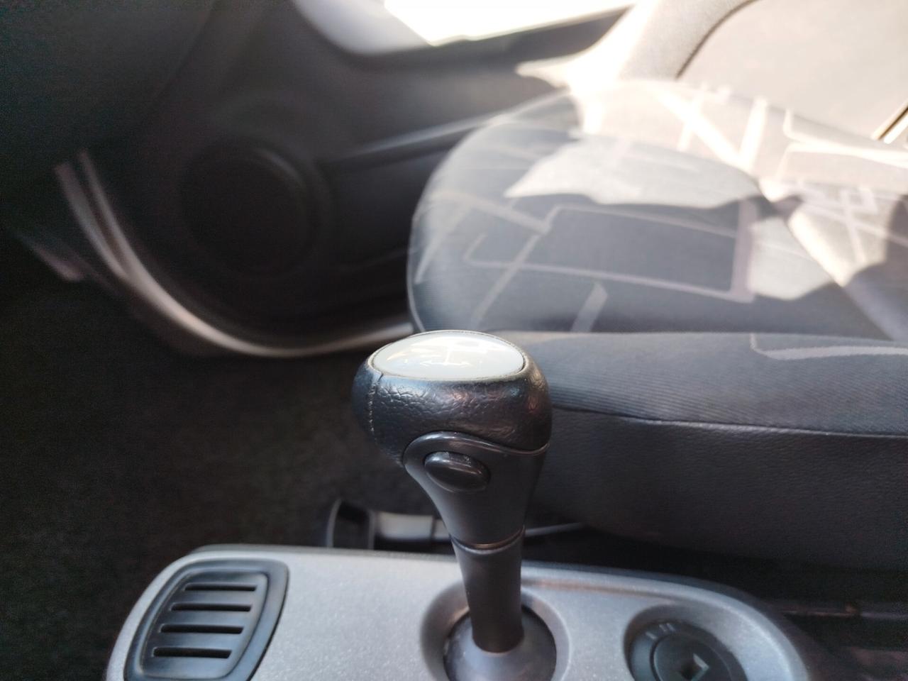 Smart ForTwo 1000 52 kW coupé pure