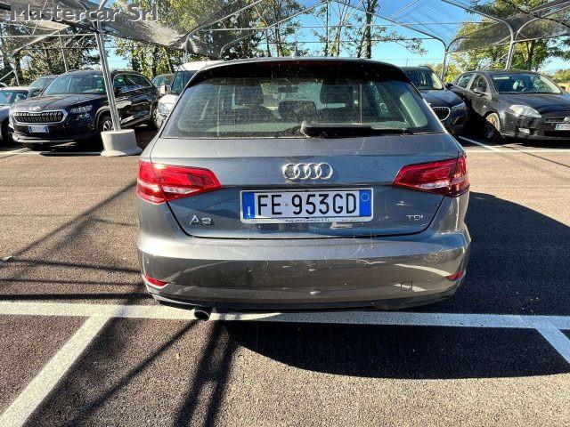 AUDI A3 A3 Sportback 1.6 tdi Business 110cv targa FE953GD